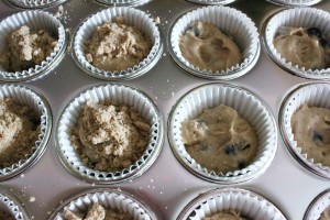 blueberry crumble muffin