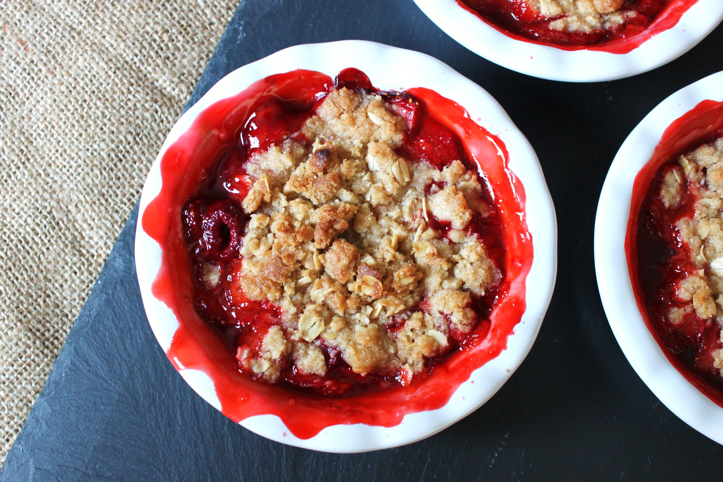 summer berry crumbles
