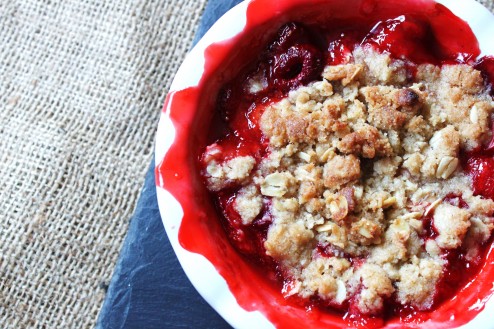 summer berry crumbles