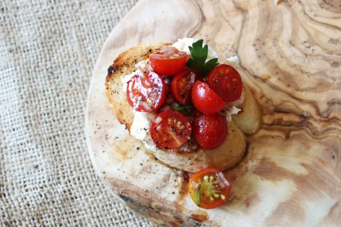 tomato and goat cheese toasts