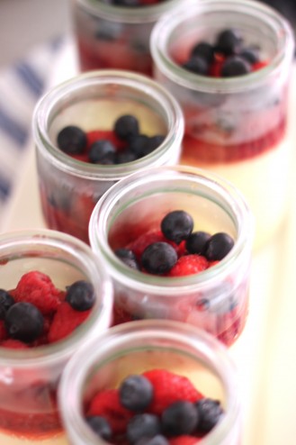 berry cheesecake in a jar